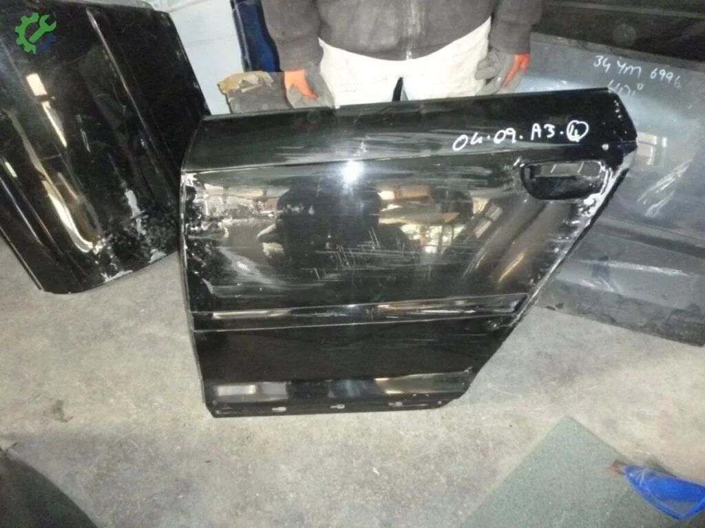 Audi A3 Sol Arka Kapı çıkma parça