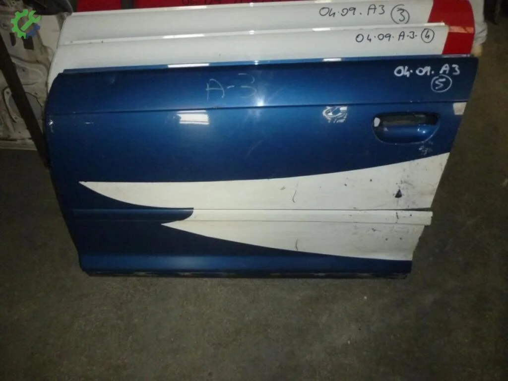 Audi A3 Sol Ön Kapı çıkma parça
