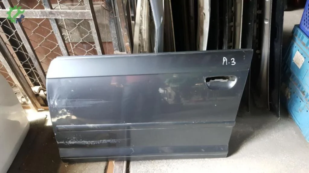 Audi A3 Sol Ön Kapı çıkma parça