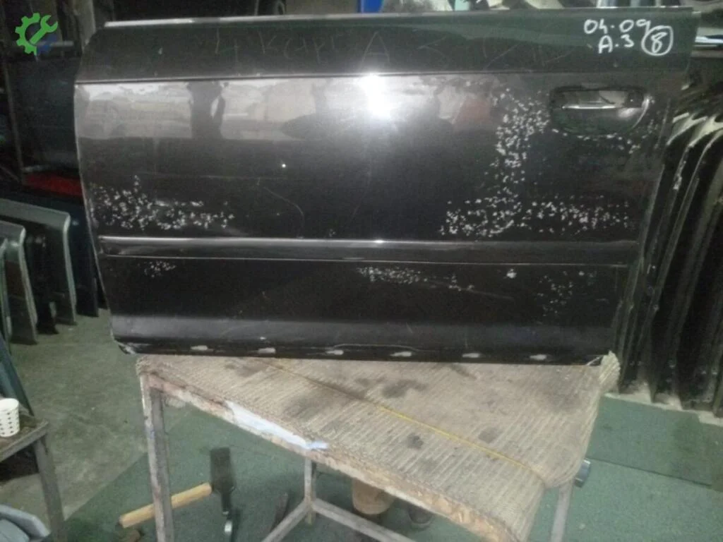 Audi A3 Sol Ön Kapı çıkma parça