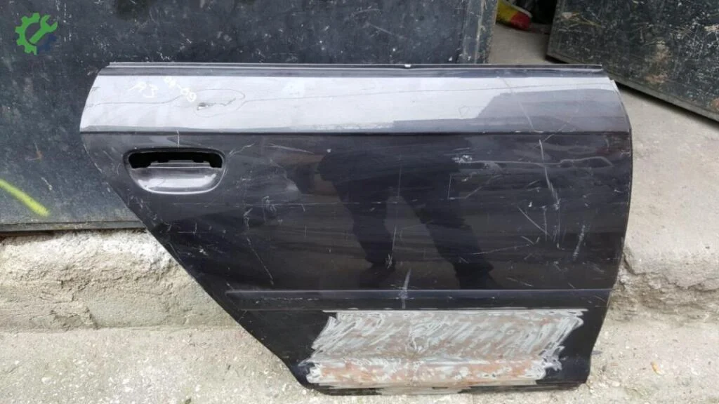 Audi A3 Sağ Arka Kapı çıkma parça