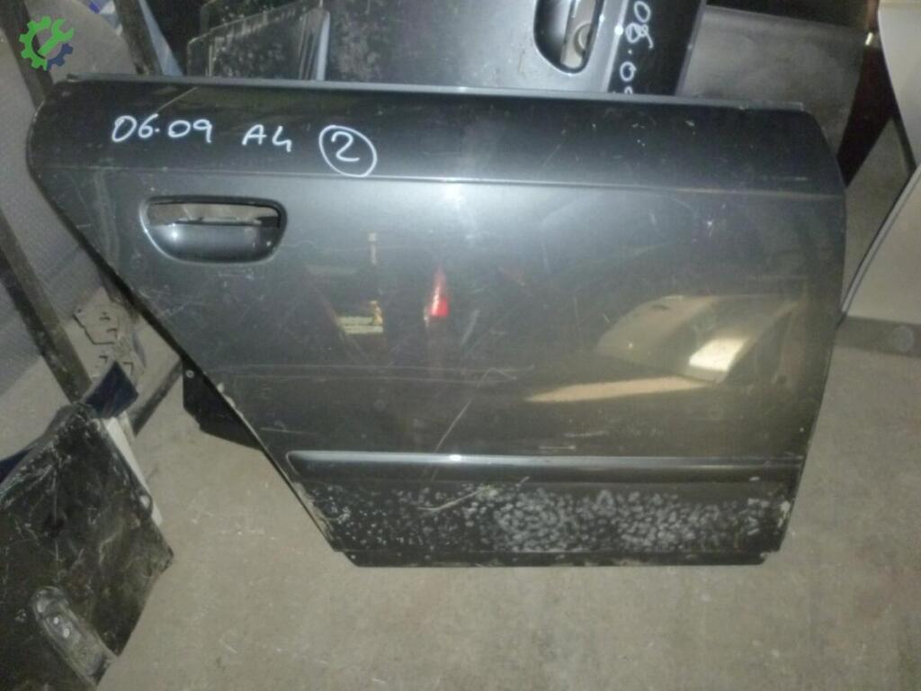 Audi A4 Sağ Arka Kapı çıkma parça
