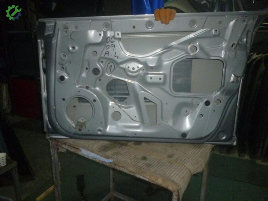 Audi A4 Sağ Ön Kapı çıkma parça