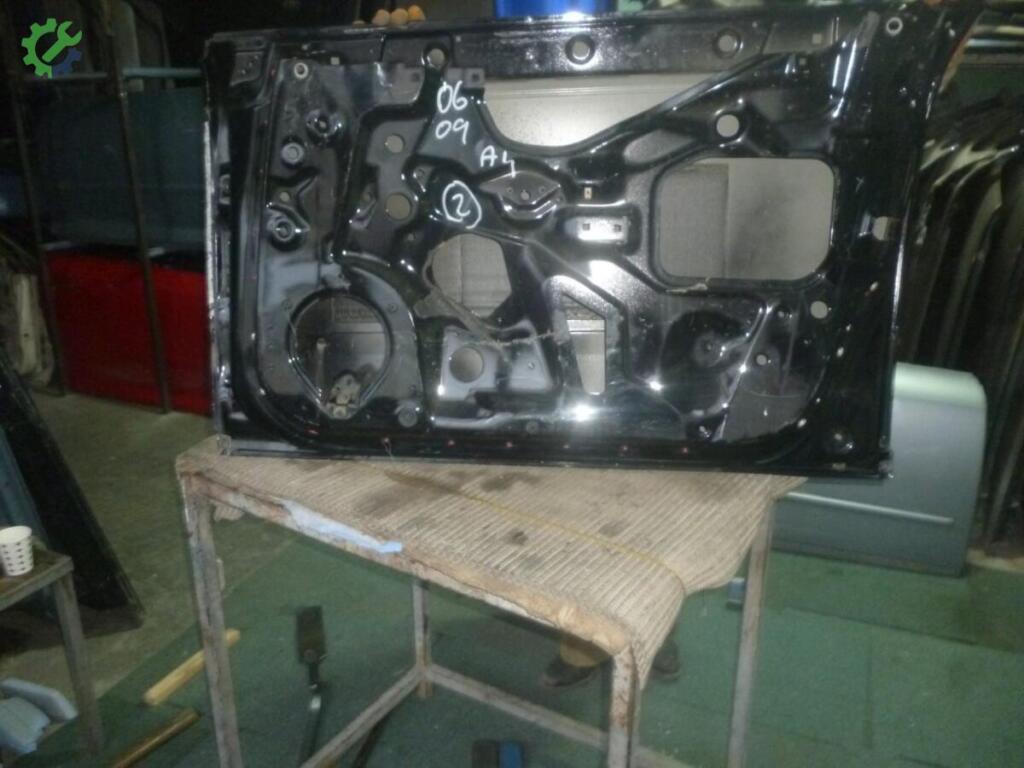 Audi A4 Sağ Ön Kapı çıkma parça