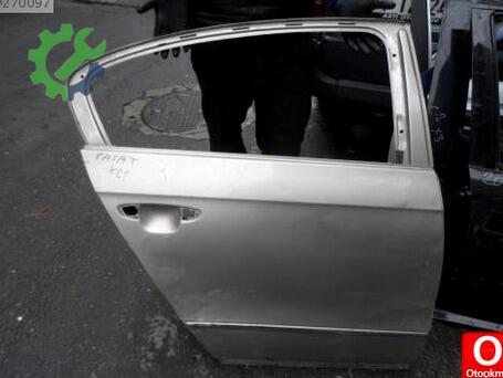 Volkswagen Passat Sağ Arka Kapı çıkma parça
