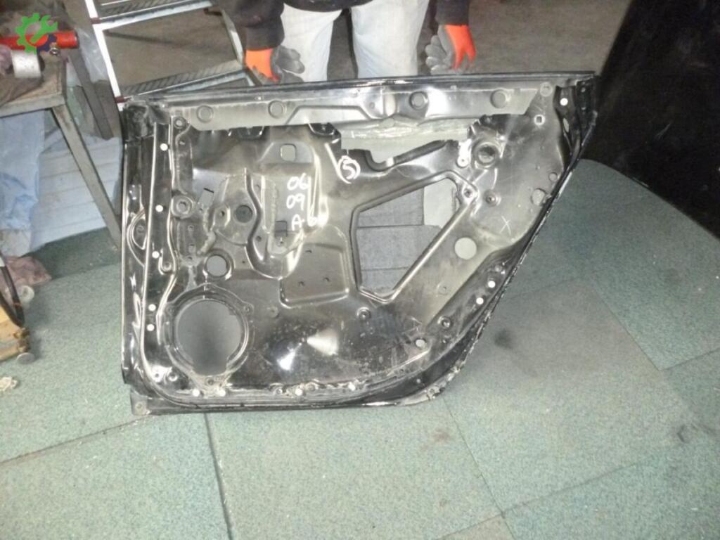 Audi A6 Sağ Arka Kapı çıkma parça