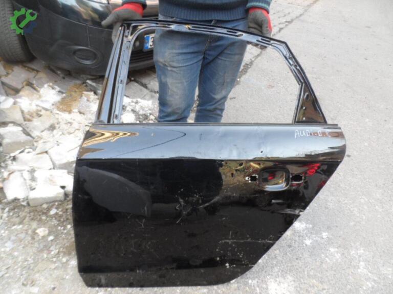 Audi A4 Sol Arka Kapı çıkma parça