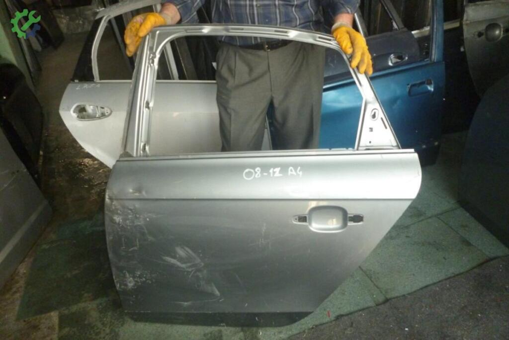 Audi A4 Sol Arka Kapı çıkma parça