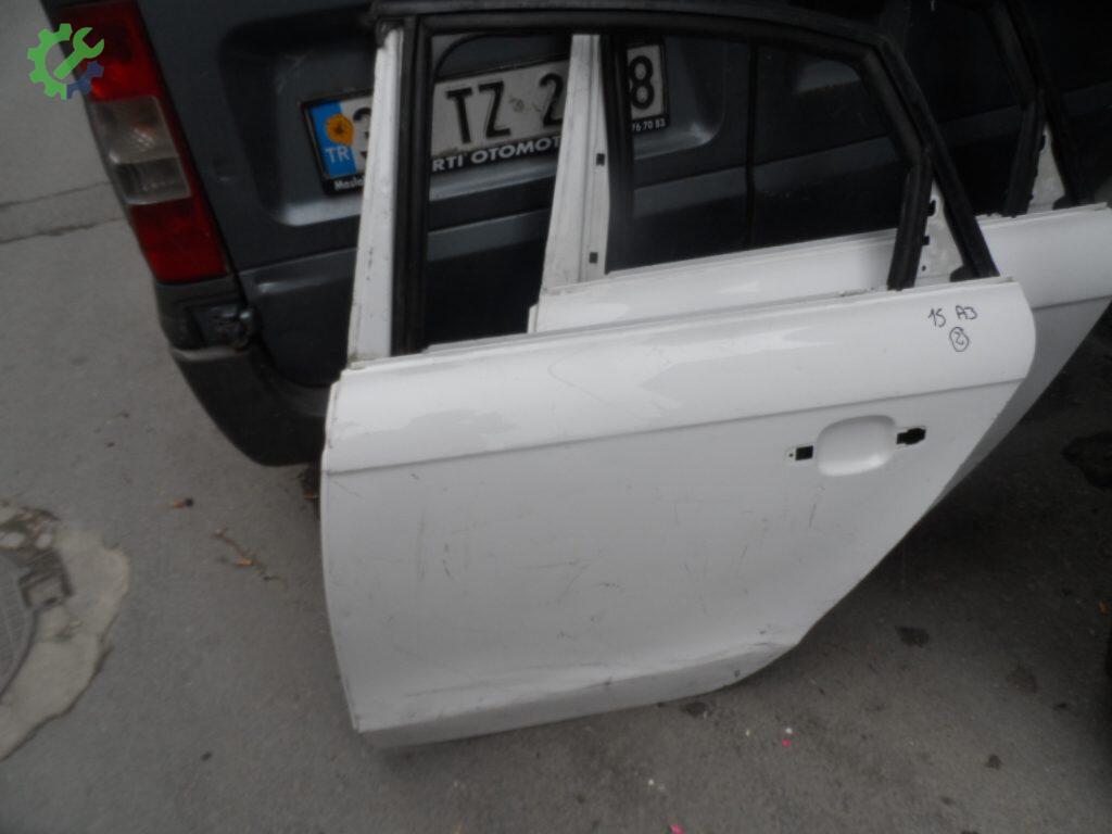 Audi A4 Sol Arka Kapı çıkma parça