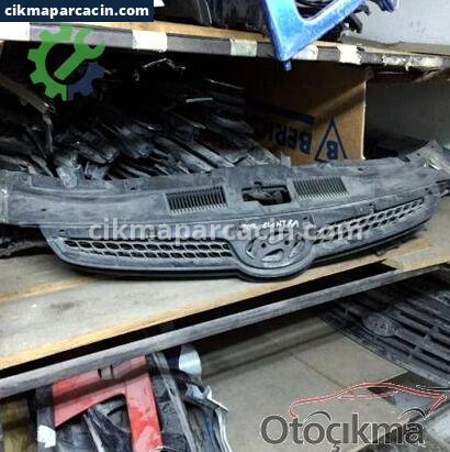 Hyundai Elantra Ön Panjur çıkma parça