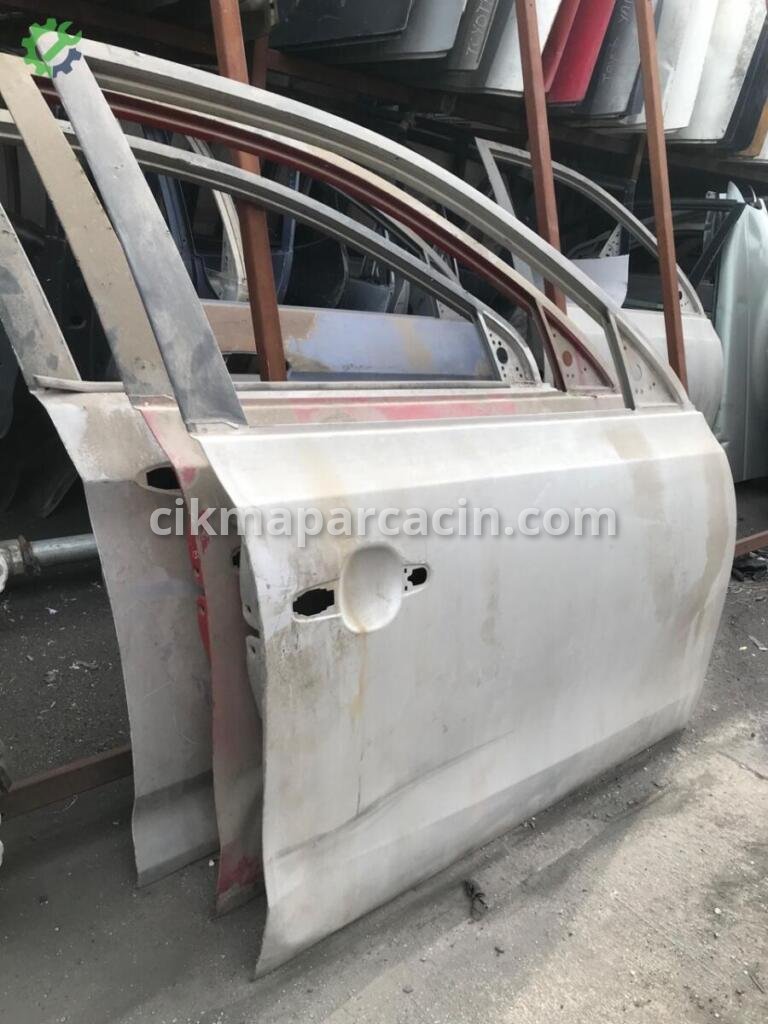 Hyundai i30 Sağ Ön Kapı 760042L000 çıkma parça