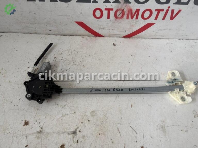 Honda Jazz Cam Krikosu çıkma parça