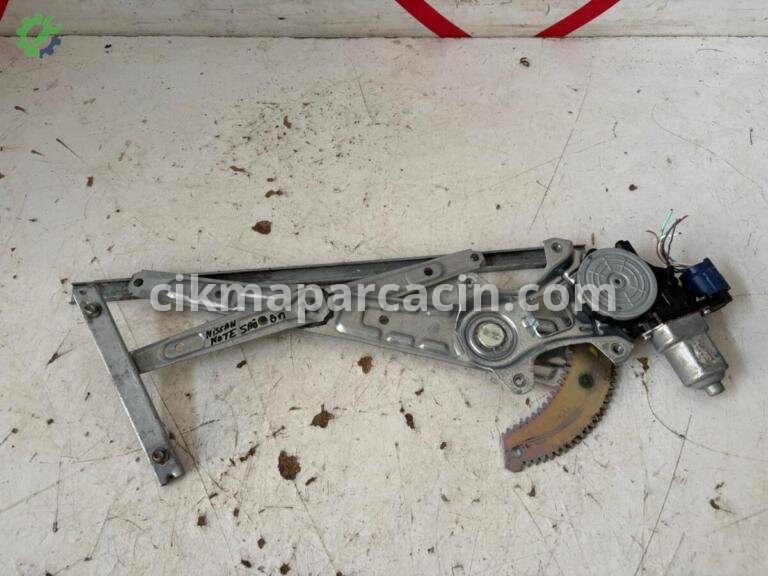 Nissan Note Cam Krikosu çıkma parça