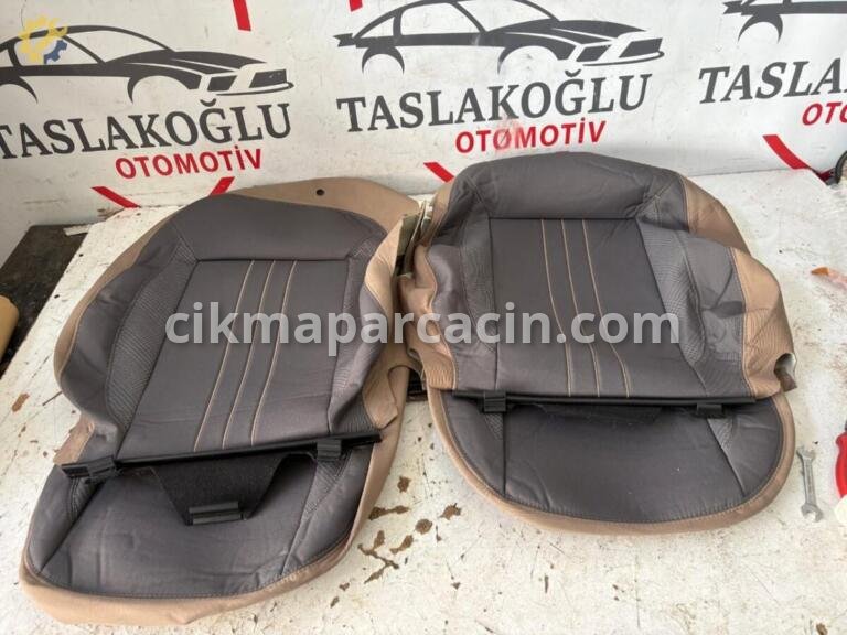 Ford Transit Connect Döşeme çıkma parça