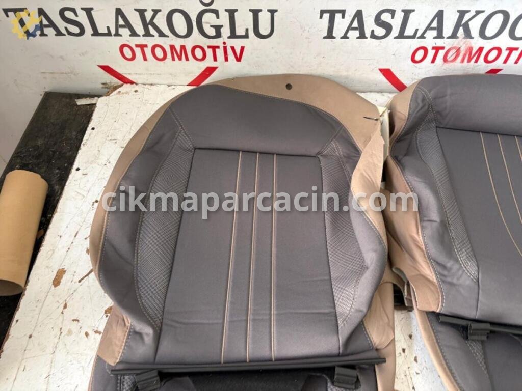 Ford Transit Connect Döşeme çıkma parça