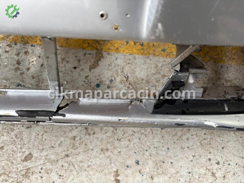 Seat Ibiza Ön Tampon 6L807221 çıkma parça
