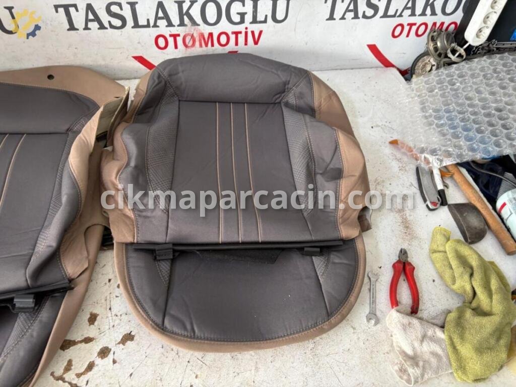 Ford Transit Connect Döşeme çıkma parça