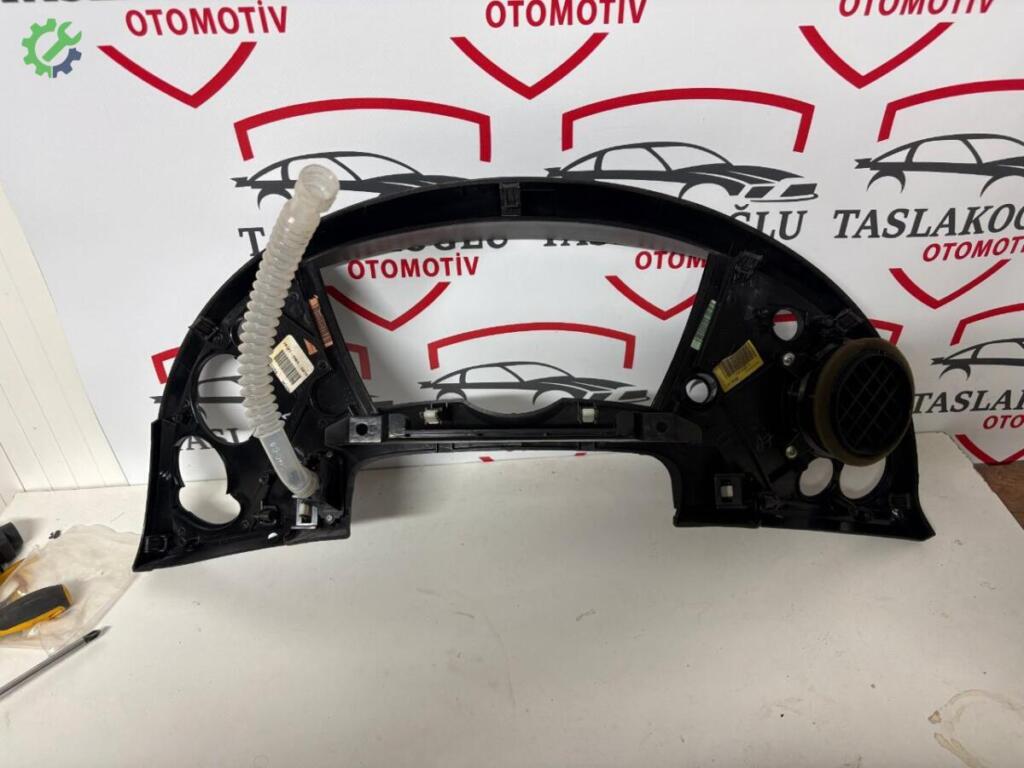 Honda Civic Gösterge Paneli çıkma parça