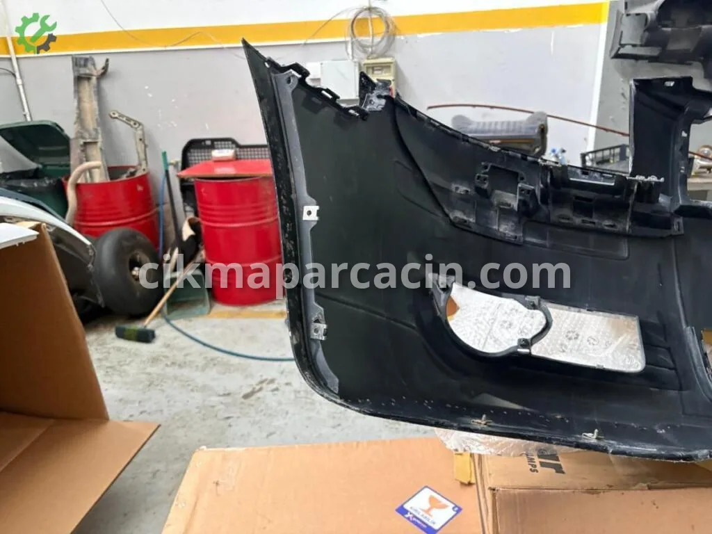 Audi A3 Ön Tampon 8P3807437 çıkma parça