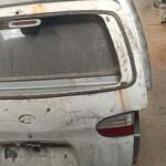 Hyundai Starex kamyonet arka bagaj kapağı