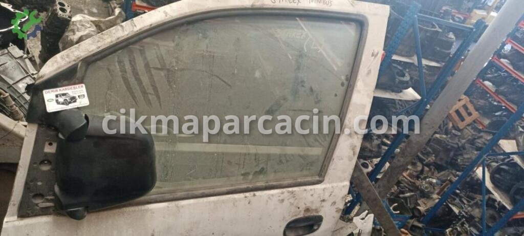 Hyundai Starex Sol Ön Kapı çıkma parça