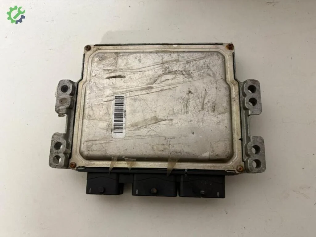 Renault Kangoo Motor Beyni 237101989R çıkma parça