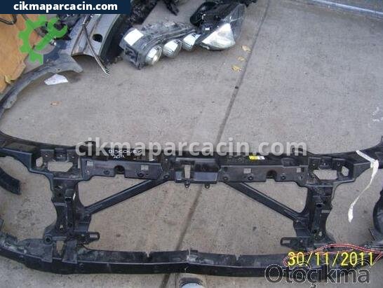 Land Rover Discovery Ön Panel çıkma parça