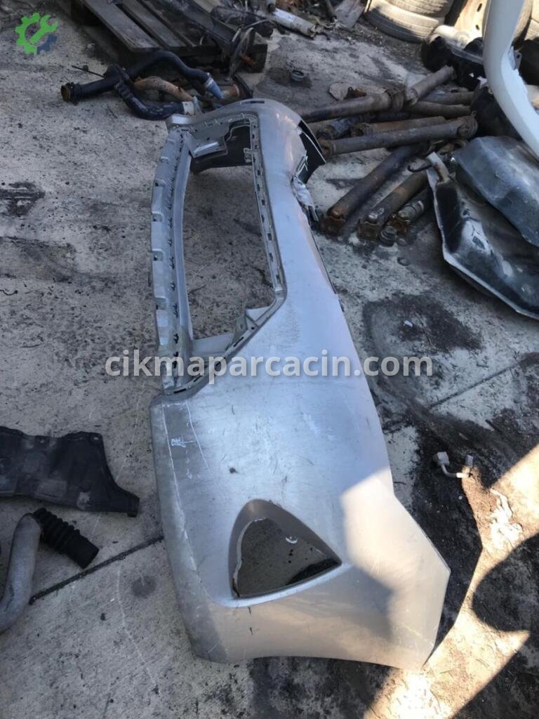 Toyota Auris Ön Tampon 2013-201 çıkma parça