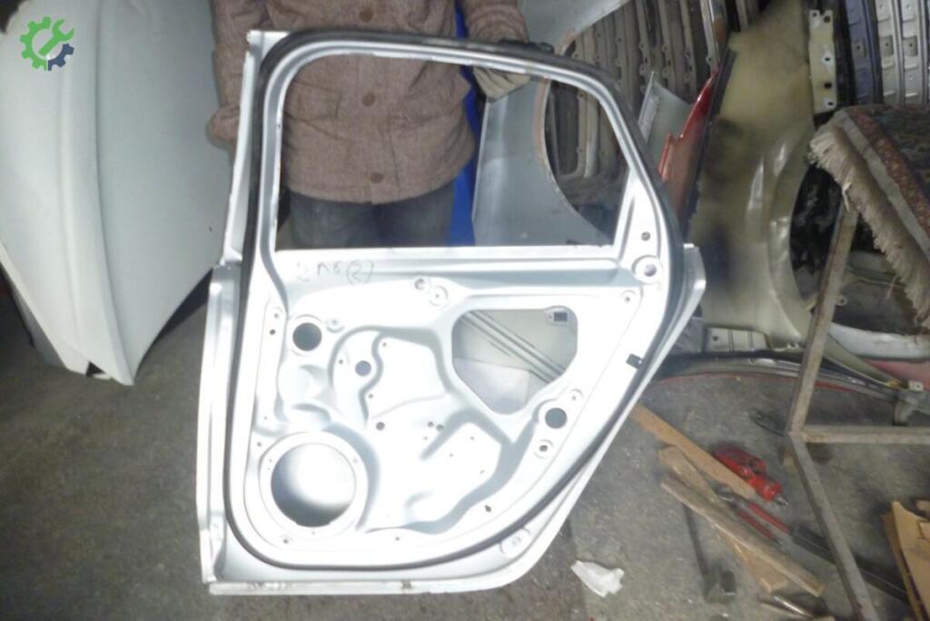 Audi A6 Sağ Arka Kapı 2012201 çıkma parça