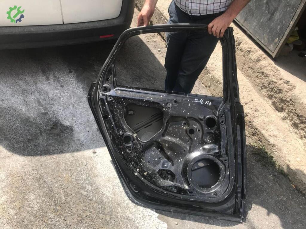 Audi A6 Sol Arka Kapı 2012-201 çıkma parça