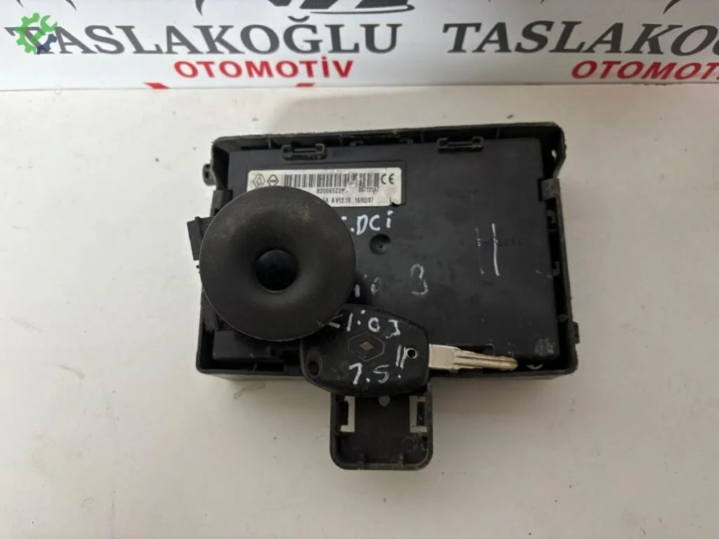 Renault Clio Konfor Beyni 8200652285 çıkma parça
