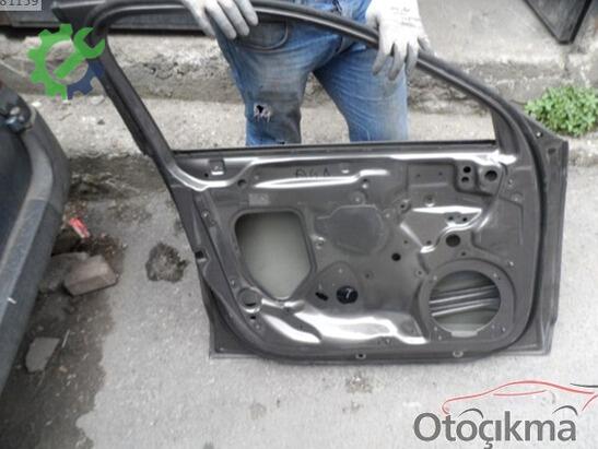 Audi A3 Sol Ön Kapı çıkma parça