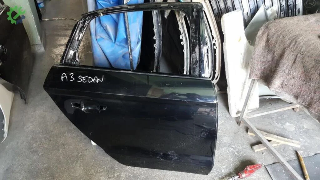 Audi A3 Sağ Arka Kapı 2013201 çıkma parça