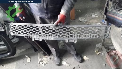 Mercedes-Benz ML Tampon Izgarası çıkma parça