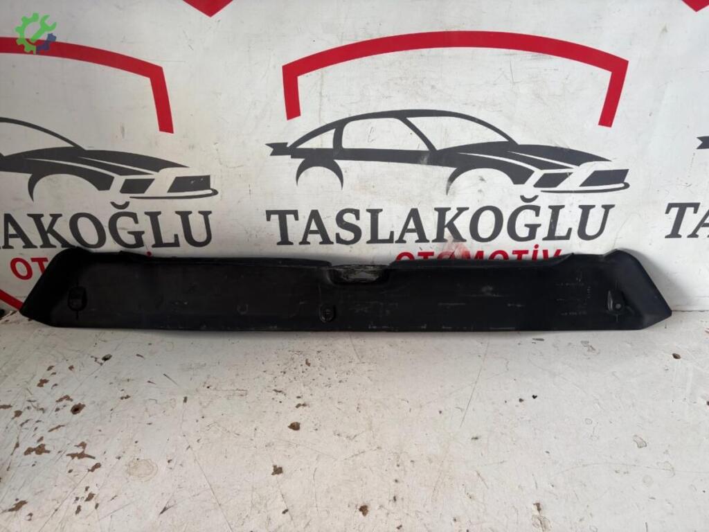 Seat Cordoba Eşik Bakaliti çıkma parça