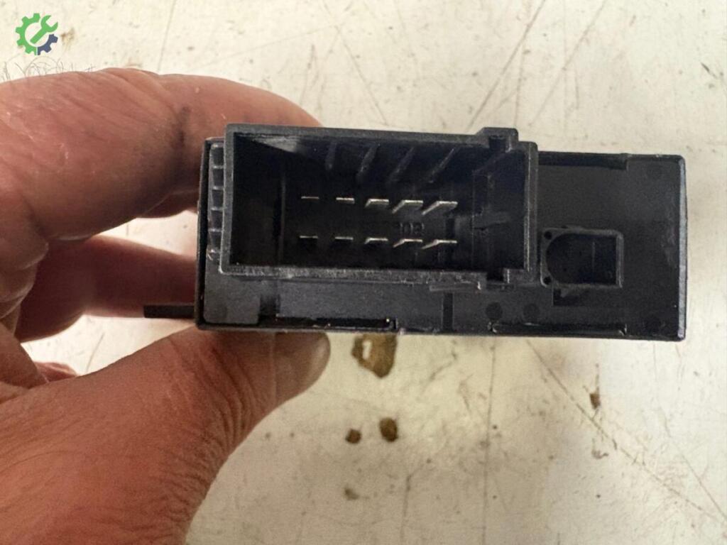 Seat Cordoba Merkezi Kilit Beyni 1L59800 çıkma parça