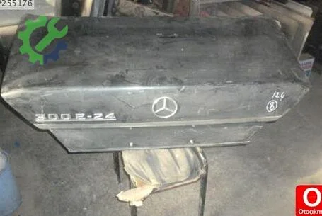 Mercedes-Benz E Serisi Bagaj 1986-1992 çıkma parça