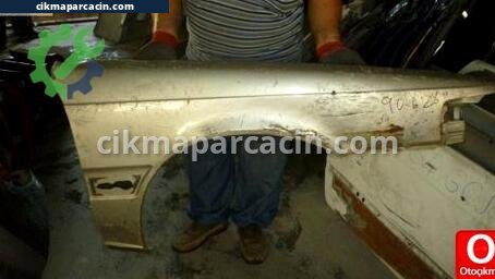 Mazda 626 Sağ Ön Çamurluk çıkma parça