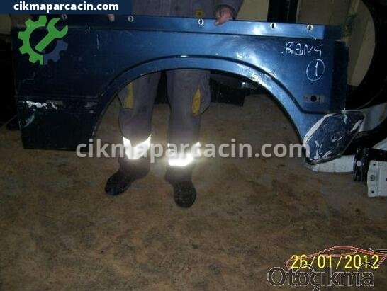 Land Rover Range Rover Sağ Ön Çamurluk çıkma parça