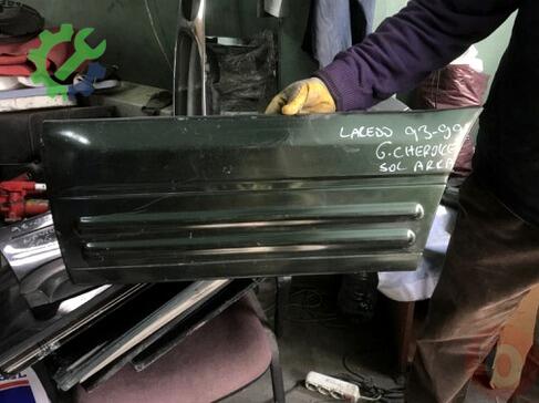 Jeep Grand Cherokee Sol Kapı Çıtası 1993-1999 çıkma parça