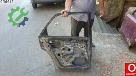 Mazda 323 Sol Arka Kapı MAZDA323 çıkma parça
