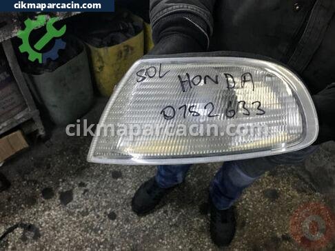 Honda Accord Sinyal çıkma parça