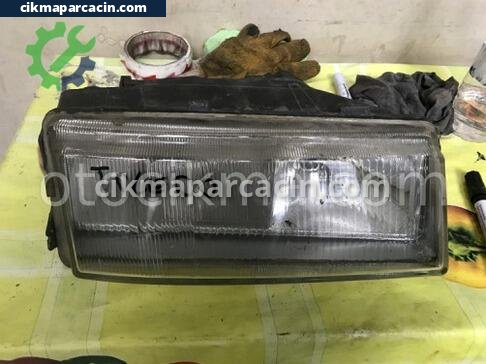 Seat Toledo Sağ Ön Far çıkma parça