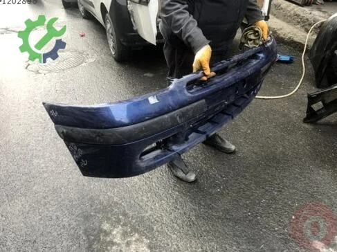 Renault Clio Ön Tampon 1994-1998 çıkma parça