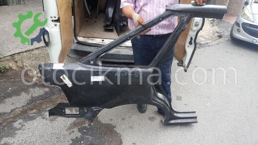 Rover 414 Sağ Arka Çamurluk çıkma parça