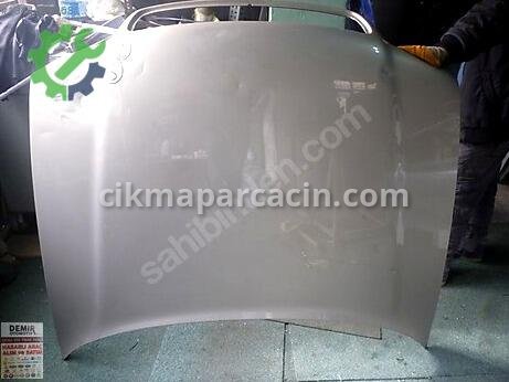 Audi A4 Kaput çıkma parça