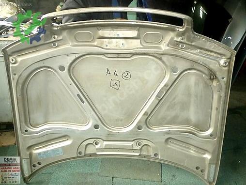 Audi A4 Kaput çıkma parça