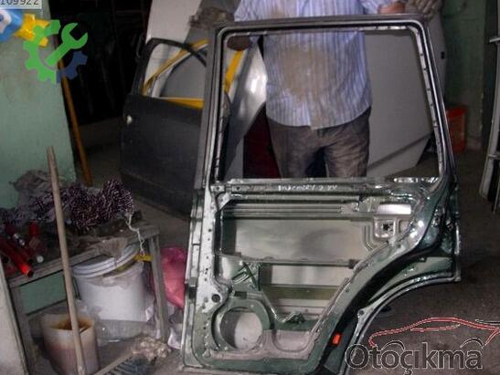 Land Rover Range Rover Kapı (Arka Sağ) 1995-2001 çıkma parça