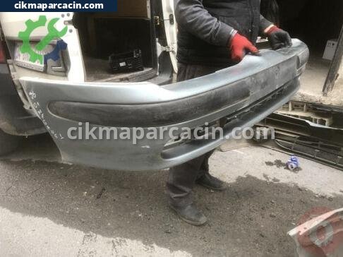 Renault Megane Ön Tampon çıkma parça