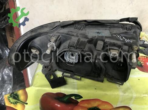 Audi A4 Sol Ön Far 1996-2001 çıkma parça